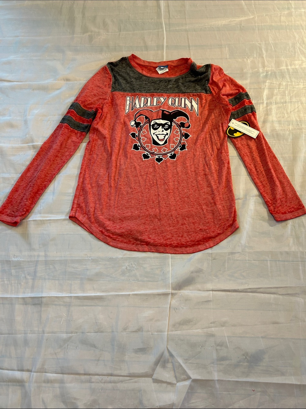 Batman Harley Quinn Red and Black Long-Sleeve juniors Tee